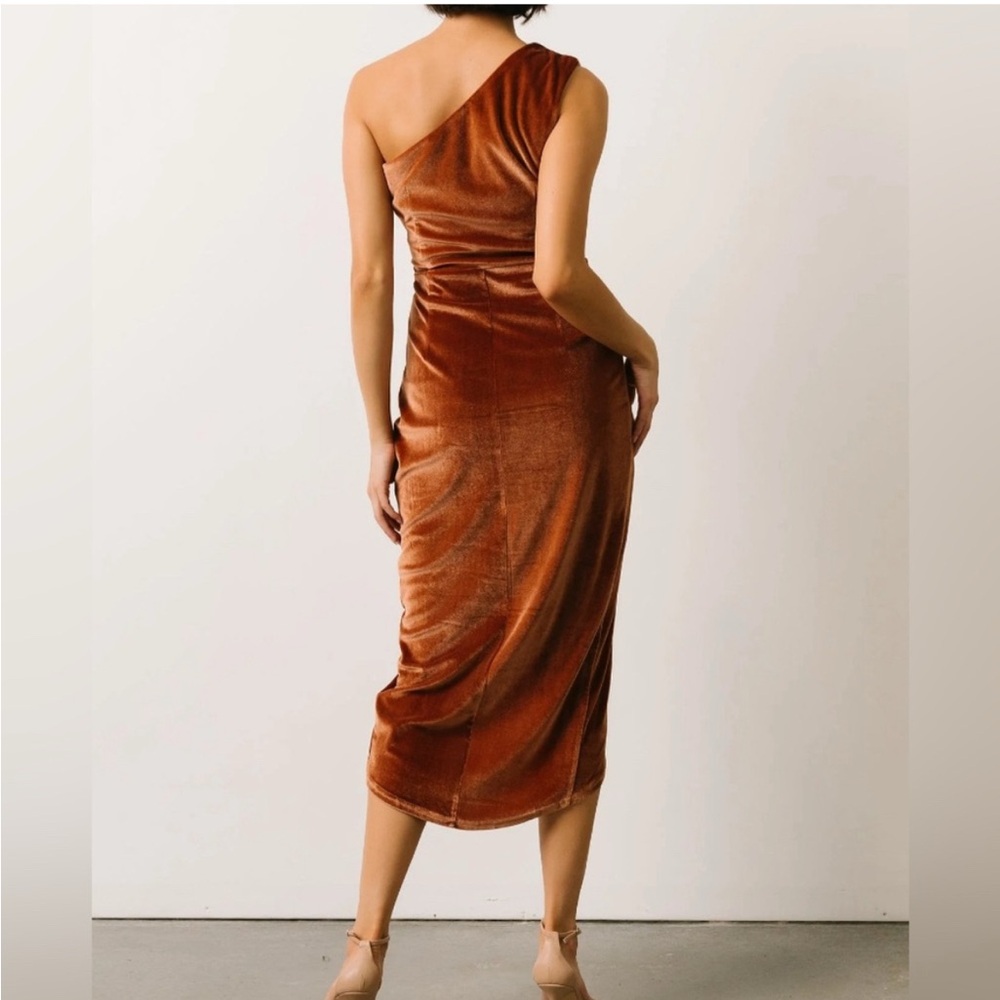 Elegant One Shoulder Rust Dress